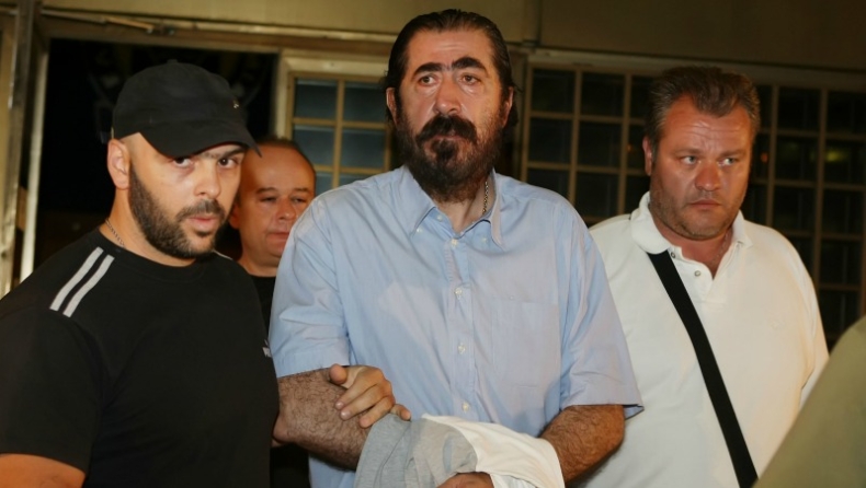 Ο Ψωμιάδης γυρνάει και μιλάει!