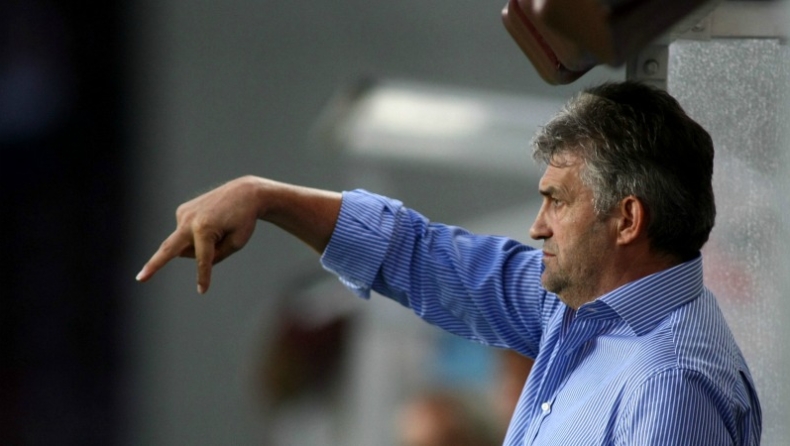 Απόλυτη στήριξη σε Τσιώλη