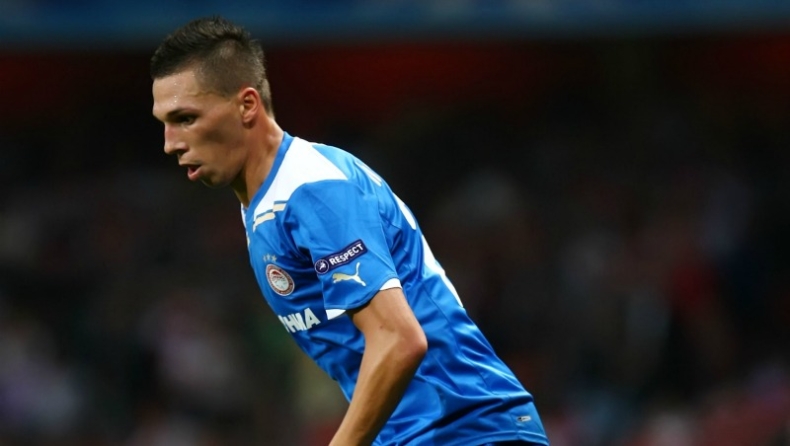 «Κατάσκοποι» στο Καραϊσκάκη