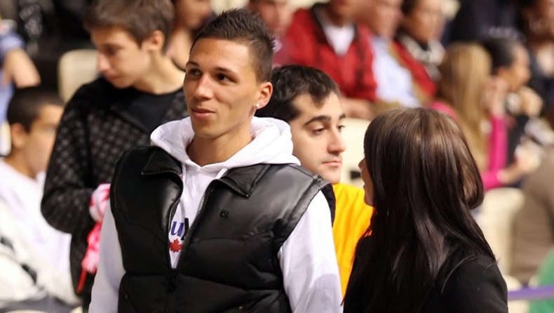 Έλληνας ο... Χολέβας!