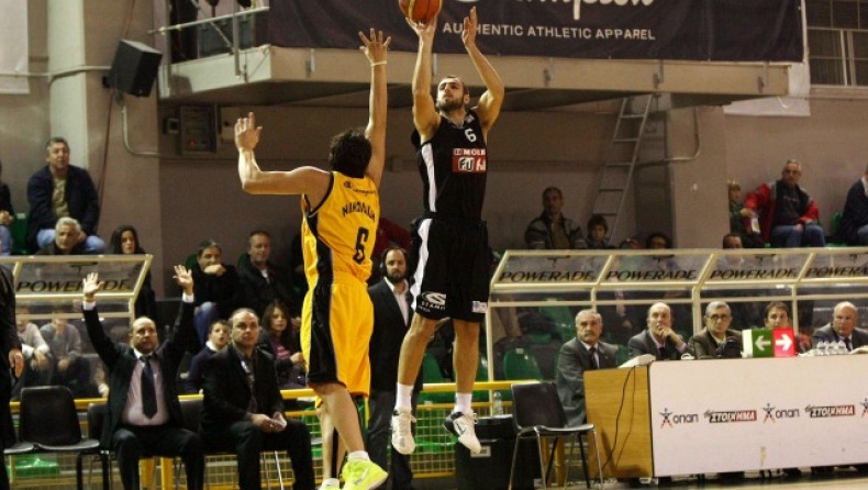 Θέλει ξανά «ζεστή» ατμόσφαιρα ο Αράπης