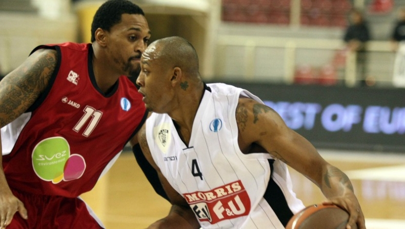 Γκίτενς: «Καλύτερη η Σολέ»