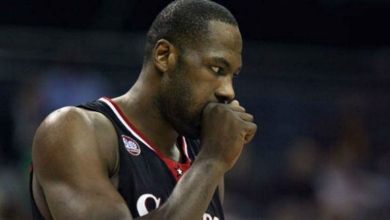 Δεν συνεχίζει στους 76ers ο Μπραντ