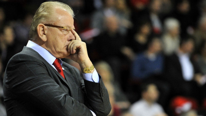 Αποφασίζει ο Ίβκοβιτς