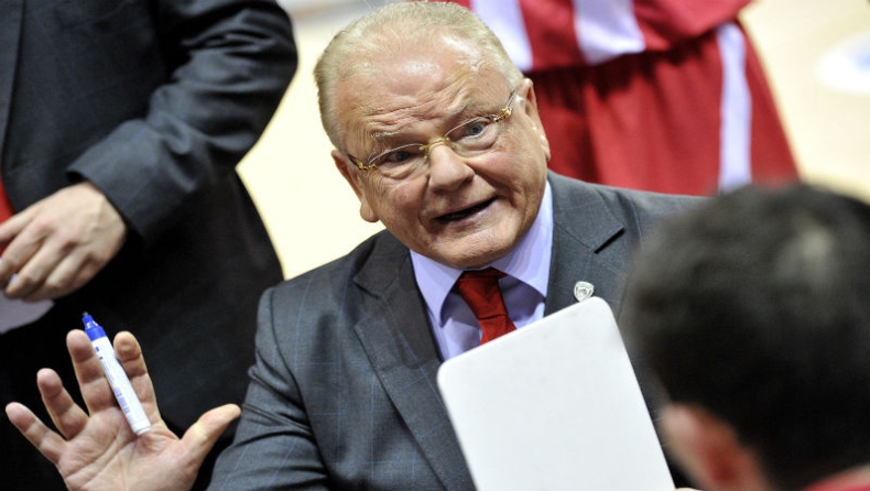 Φιλικό με Περιστέρι