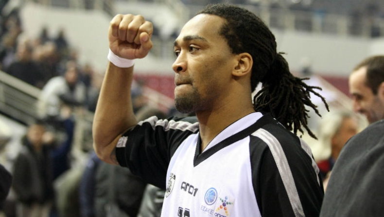 Αποχωρεί ο Γκιμπς, σκέψεις για Ράιτ