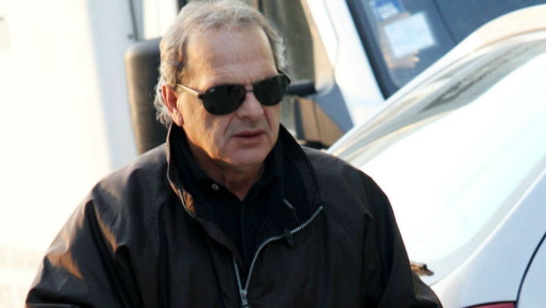 Στόπερ και φορ τσέκαρε ο Ελευθεράκης