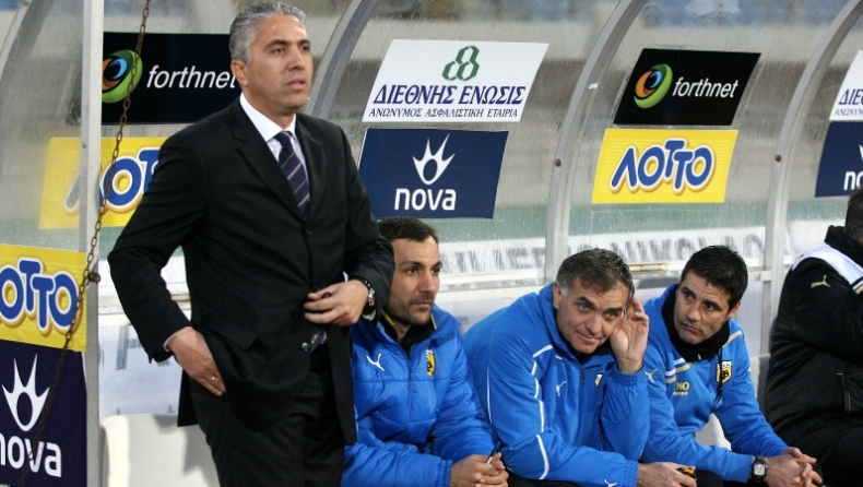 Παράπονα «Κωστέ» στους παίκτες