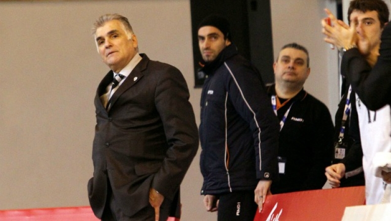 Πυρ και μανία με διαιτητές ο Μαρκόπουλος