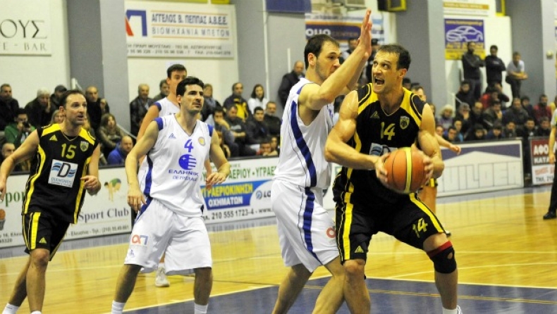 Βλέπει Α1 ο Πανελευσινιακός, όχι η ΑΕΚ