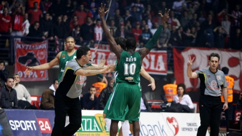 Τwo...three or not to three!