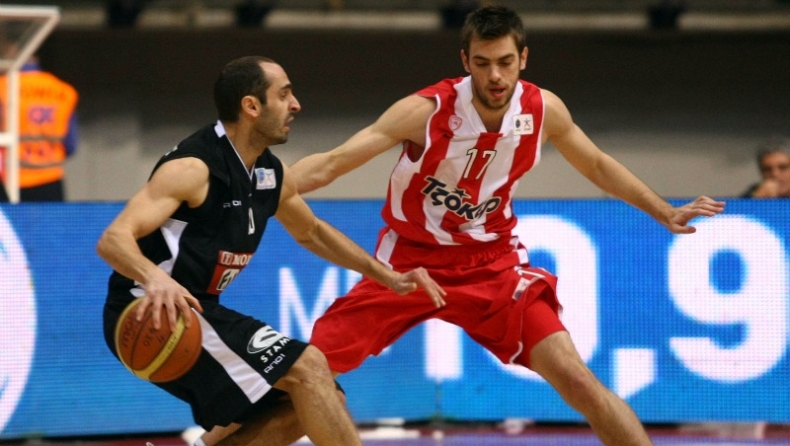 Η Άλμπα «χτυπάει» Καλαμπόκη