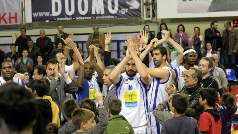 Συνεχίζει να... πετάει το Ρέθυμνο