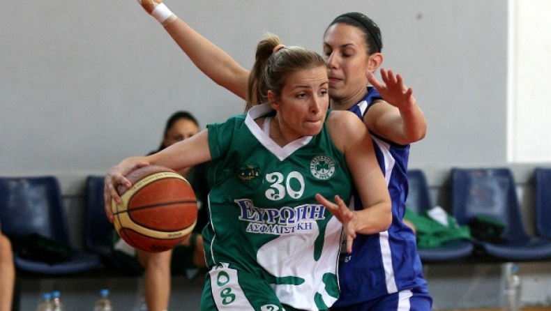 Οι διαιτητές στις γυναίκες