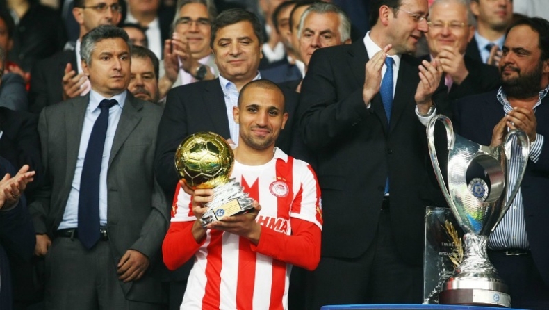 Στις προπονήσεις της Αλγερίας ο Τζιμπούρ