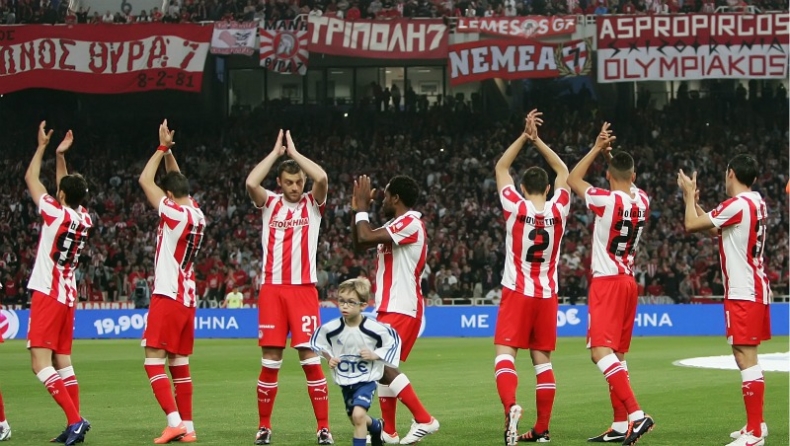 Εγκώμια για τον Ολυμπιακό