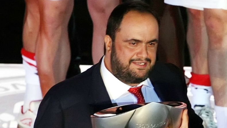 Γυρίζει με ονόματα ο Μαρινάκης...
