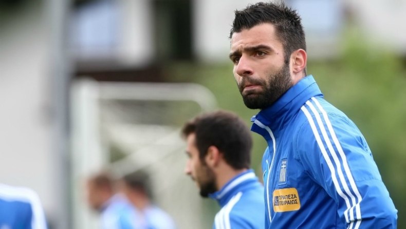 Τζαβέλλας: «Δεν πέφτει η ΑΕΚ»