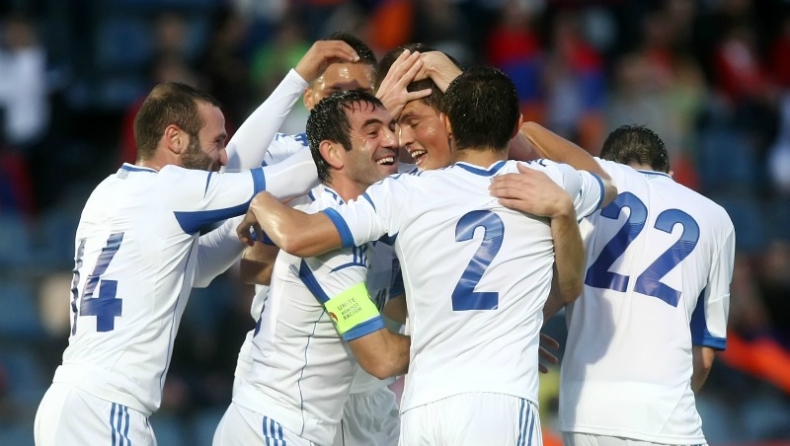 Στρώνει... ψάχνοντας το γκολ!(vid)