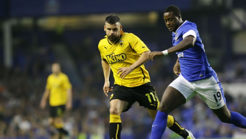 Διαπραγματεύσεις για Σιαλμά η ΑΕΚ