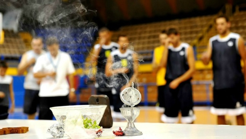 «Πρώτη» & αγιασμός στο Περιστέρι (pics)