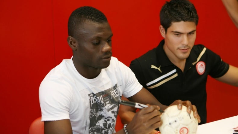 Εύσημα σε Σιόβα και Ντιακιτέ