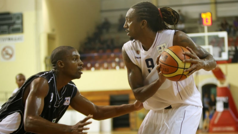 Ο ένας στην Κύπρο, ο άλλος στην Αργεντινή!