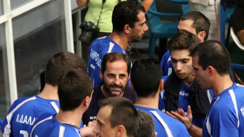 Χαρούμενος και ευτυχισμένος ο Μουστακίδης