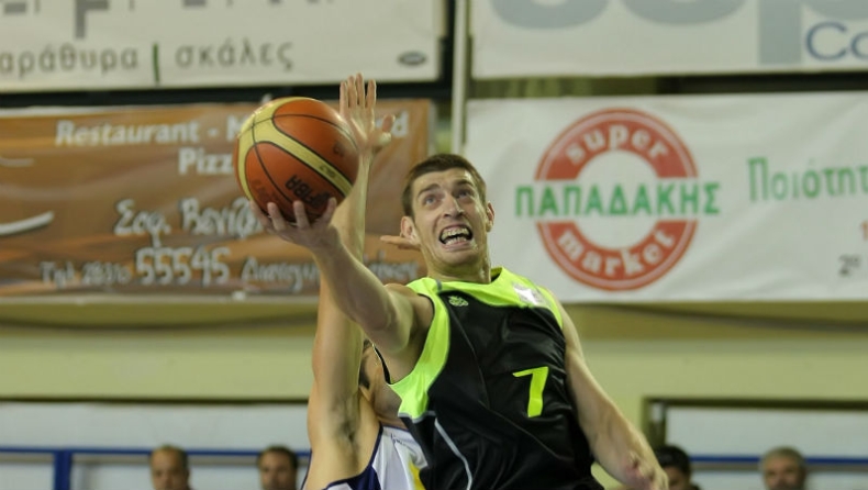 Μπαίνει στη δωδεκάδα ο Πελεκάνος