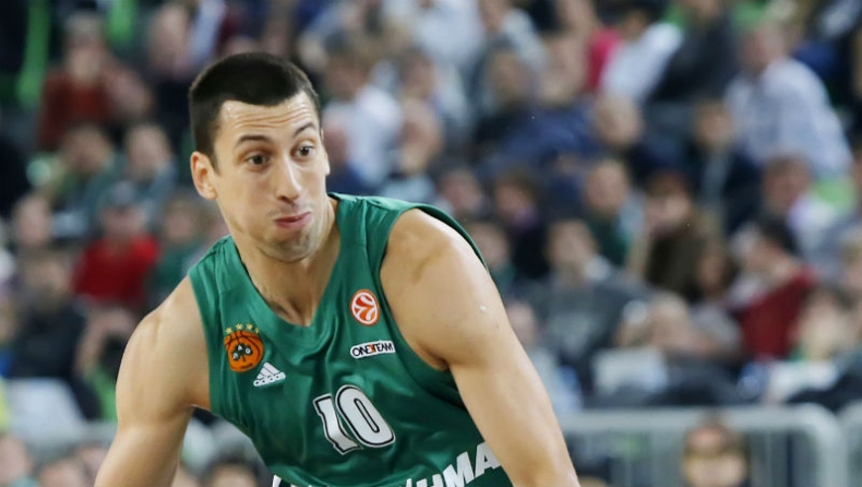 Ούκιτς... χωρίς παπούτσια!