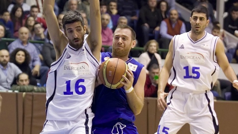 Μάντζαρης: «Τώρα ξεκινά το πρωτάθλημα»