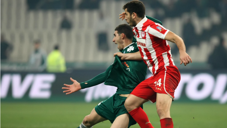 Μάνταλος: «Ο Πετρόπουλος έκανε φάουλ»