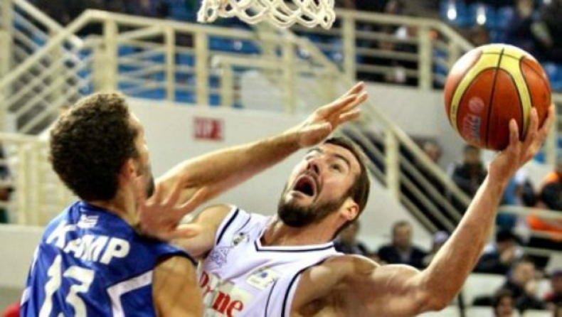 Mε Χαριτόπουλο η Λουκόιλ