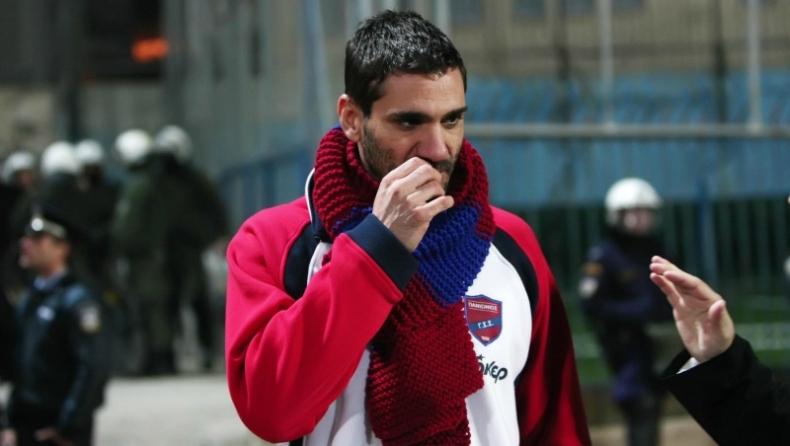 Δοκιμάζει παίκτες ο Ελευθερόπουλος