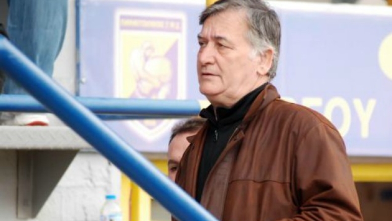 Στηρίζει Καραγεωργίου για την άνοδο ο Κωστούλας