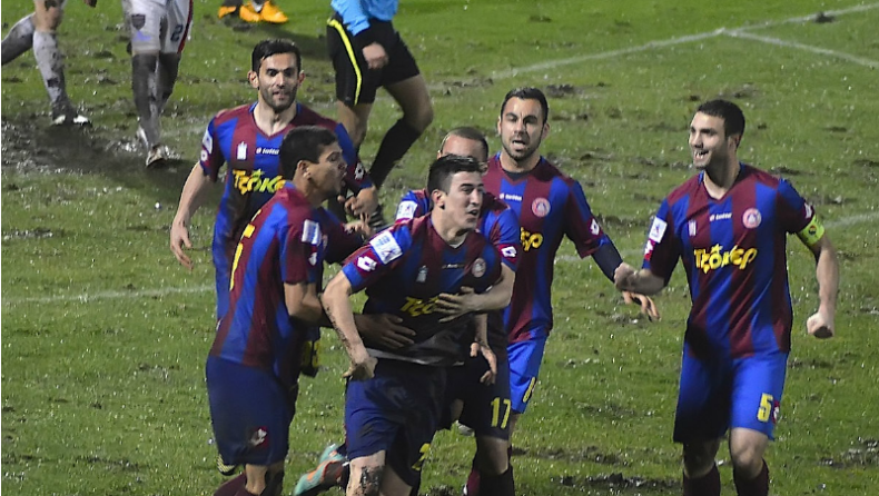 Χάνει Παναθηναϊκό και Ολυμπιακό ο Ηλιάδης