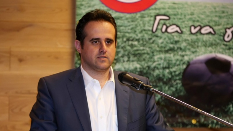 «Δίπλα στον Ανατολάκη»