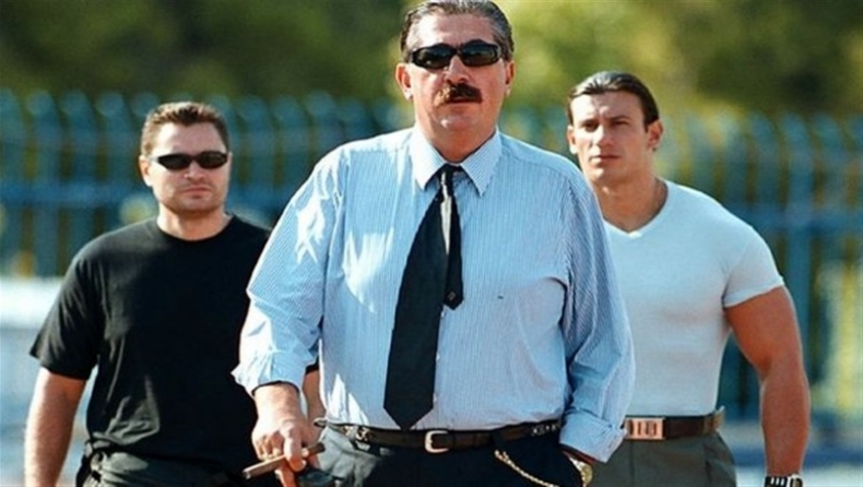 Μάκης - Πατέρας μάρτυρες στα στημένα