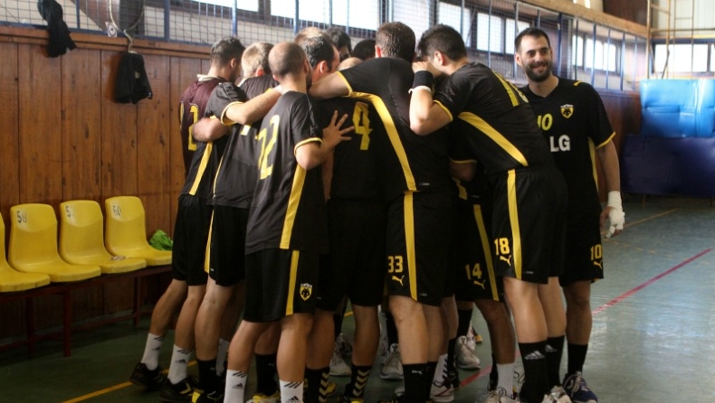 Φεύγει για την ανατροπή