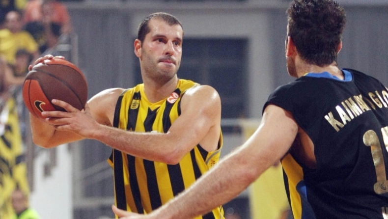 Κακιούζης: «Στο χέρι μας η πρόκριση»