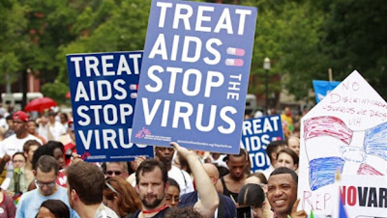 Έκρηξη του AIDS σε αμερικανικά λύκεια!