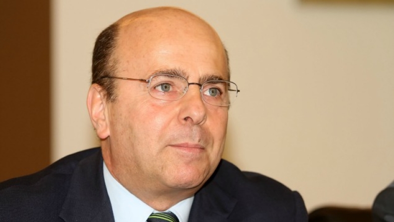 «Όχι στο άρρωστο κατεστημένο»