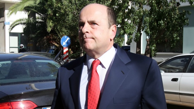Αδειοδότηση και αισιοδοξία Αλαφούζου