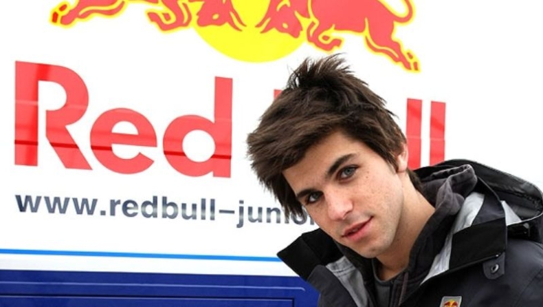 «Έχει να χάσει περισσότερα ο Φέτελ»