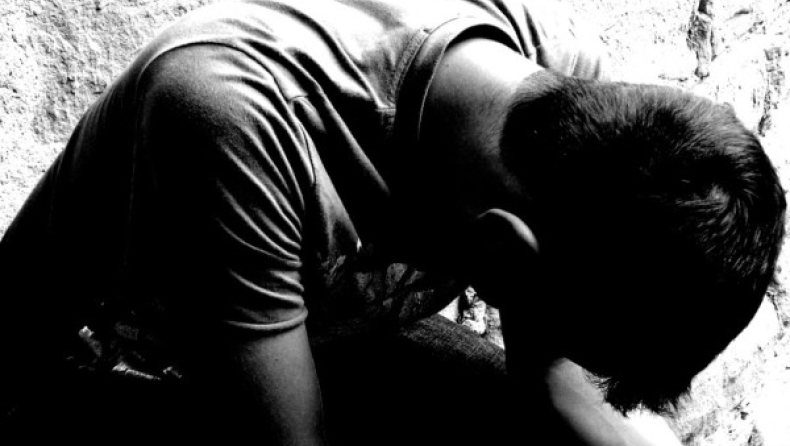 Μην κατουράς πάνω μας ρε…