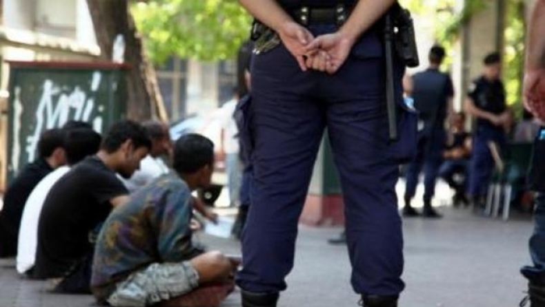 Χιλιάδες απελάσεις σε πέντε μήνες