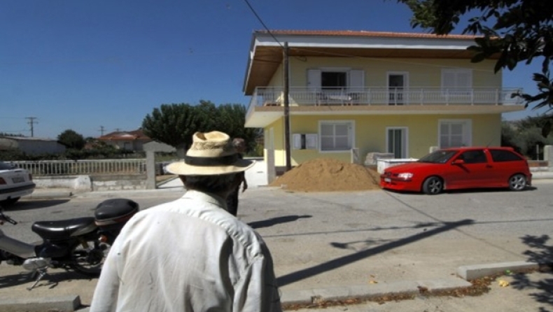 Ο ένας οπλισμένος, ο άλλος κλειδωμένος‏