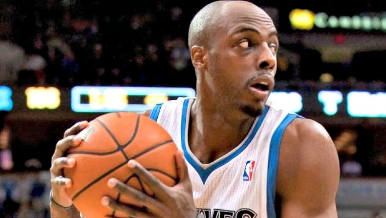 Πέταξε... κι ο Τόλιβερ