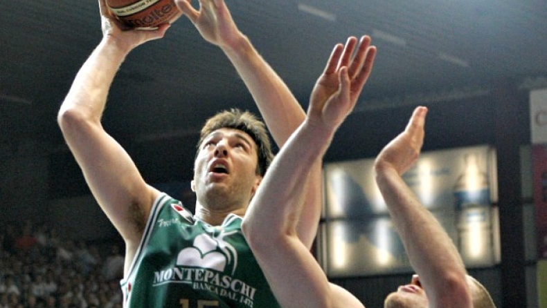 Απ' τη Σιένα πίσω στην Καζέρτα ο Μικελόρι