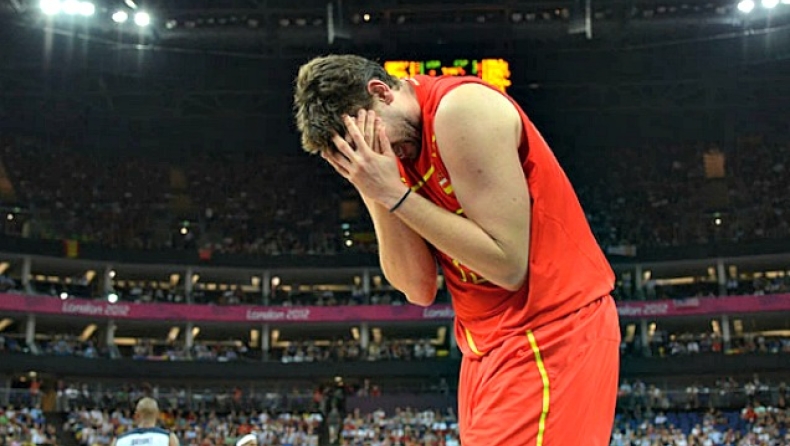 Γυαλιά-καρφιά στο Ολυμπιακό Χωριό η Ισπανία